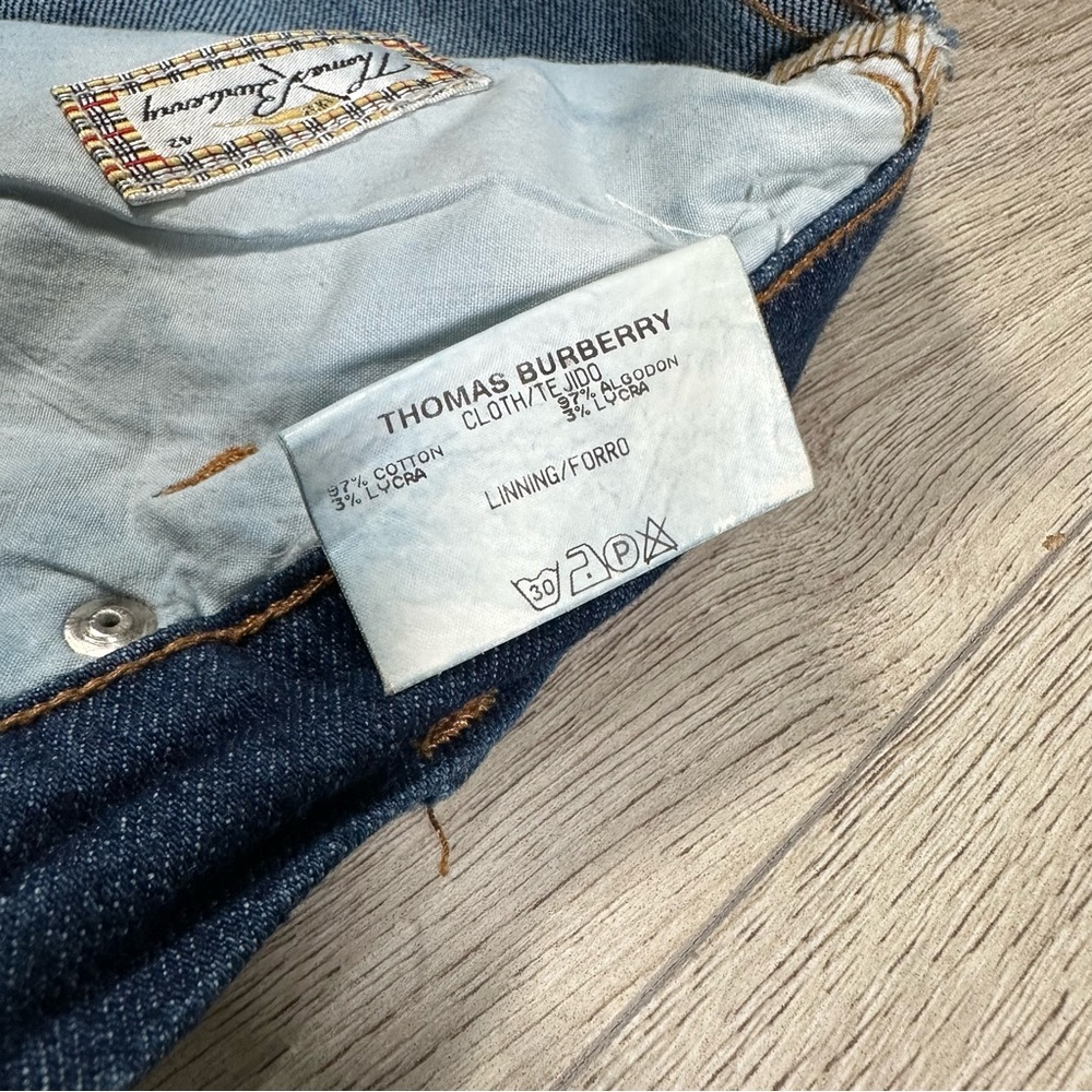Vintage Thomas Burberry Jeans
Size - W: 26 x L: 30-32 - Picture 10 of 11